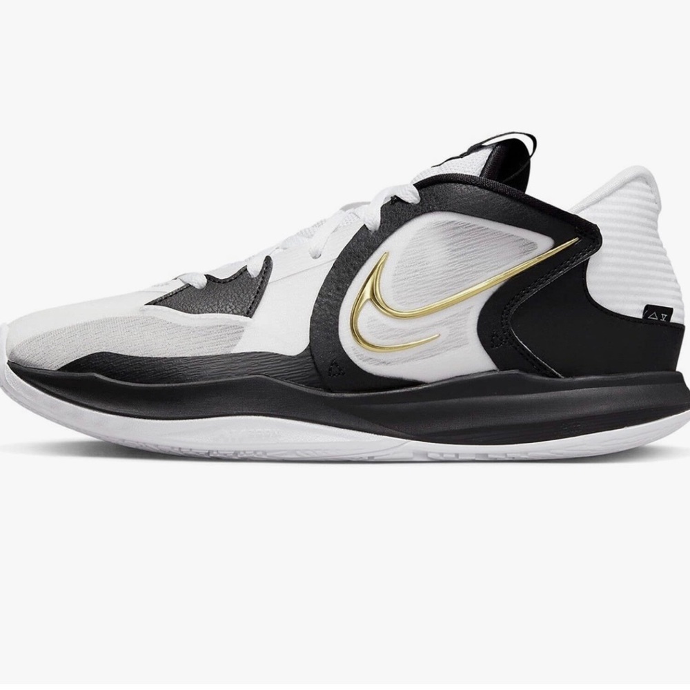 Nike Kylie low 5 tb brand new